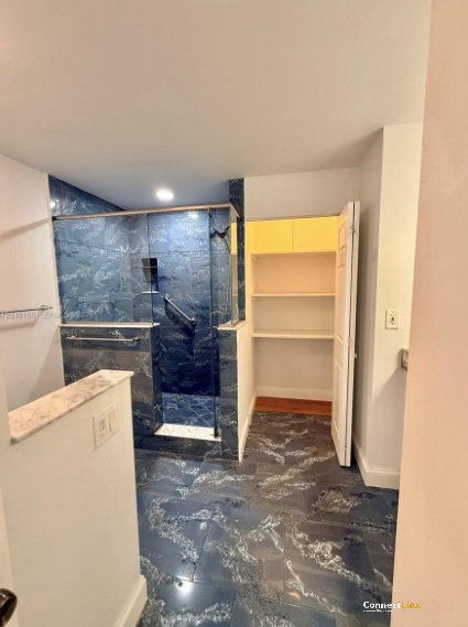 Photo 5 of 4 bed townhouse in Plantation