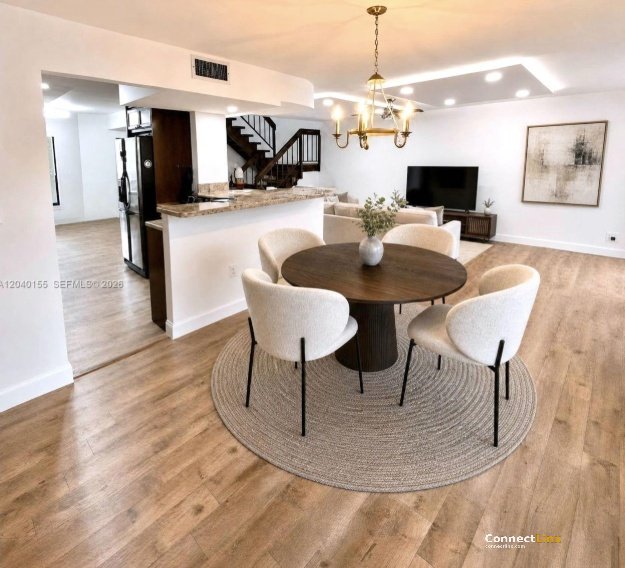 Photo 8 of 4 bed townhouse in Plantation