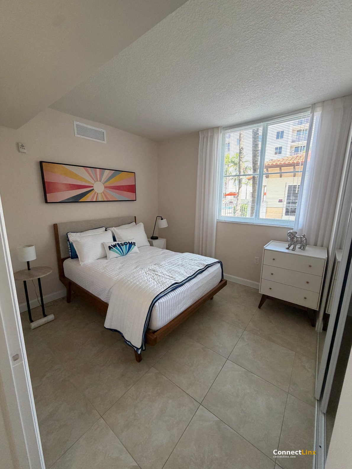 Photo 6 of 1 bed apartment in Doral