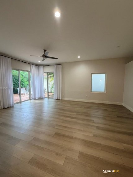 Photo 7 of 4 bed single family home in Hollywood