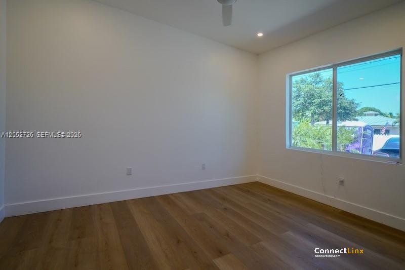 Photo 8 of 4 bed single family home in Miami