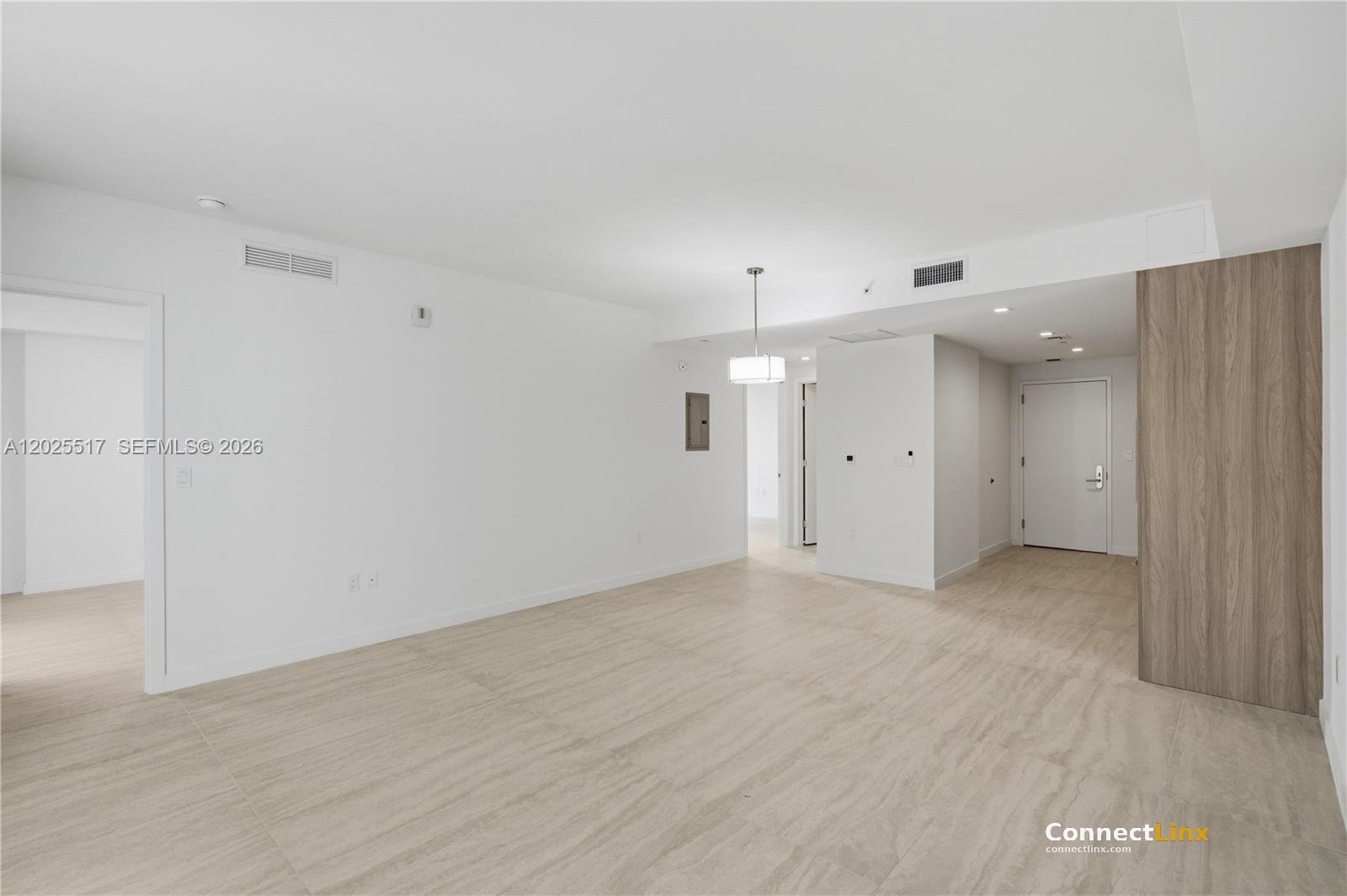 Photo 7 of 2 bed apartment in Miami