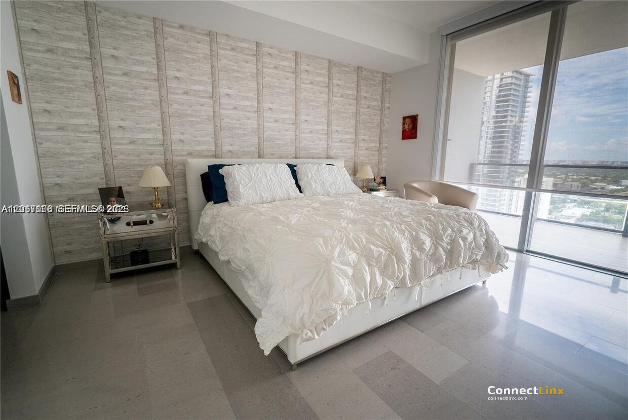 Photo 2 of 2 bed condo in Miami