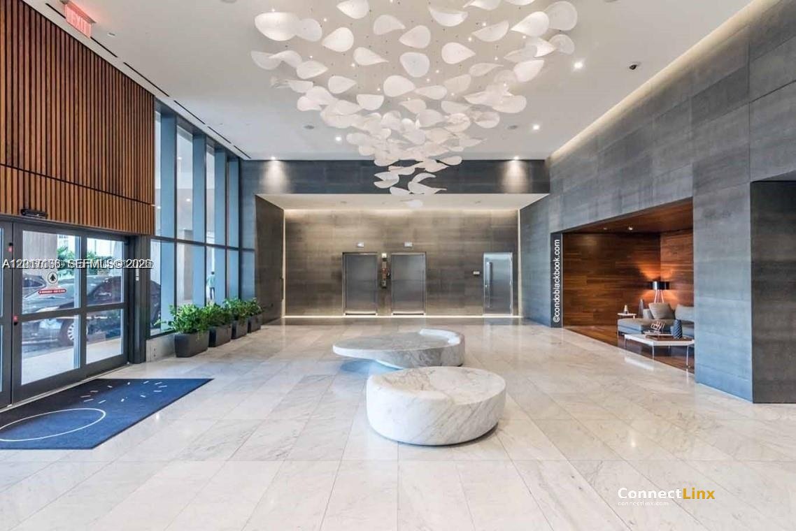 Photo 4 of 2 bed condo in Miami
