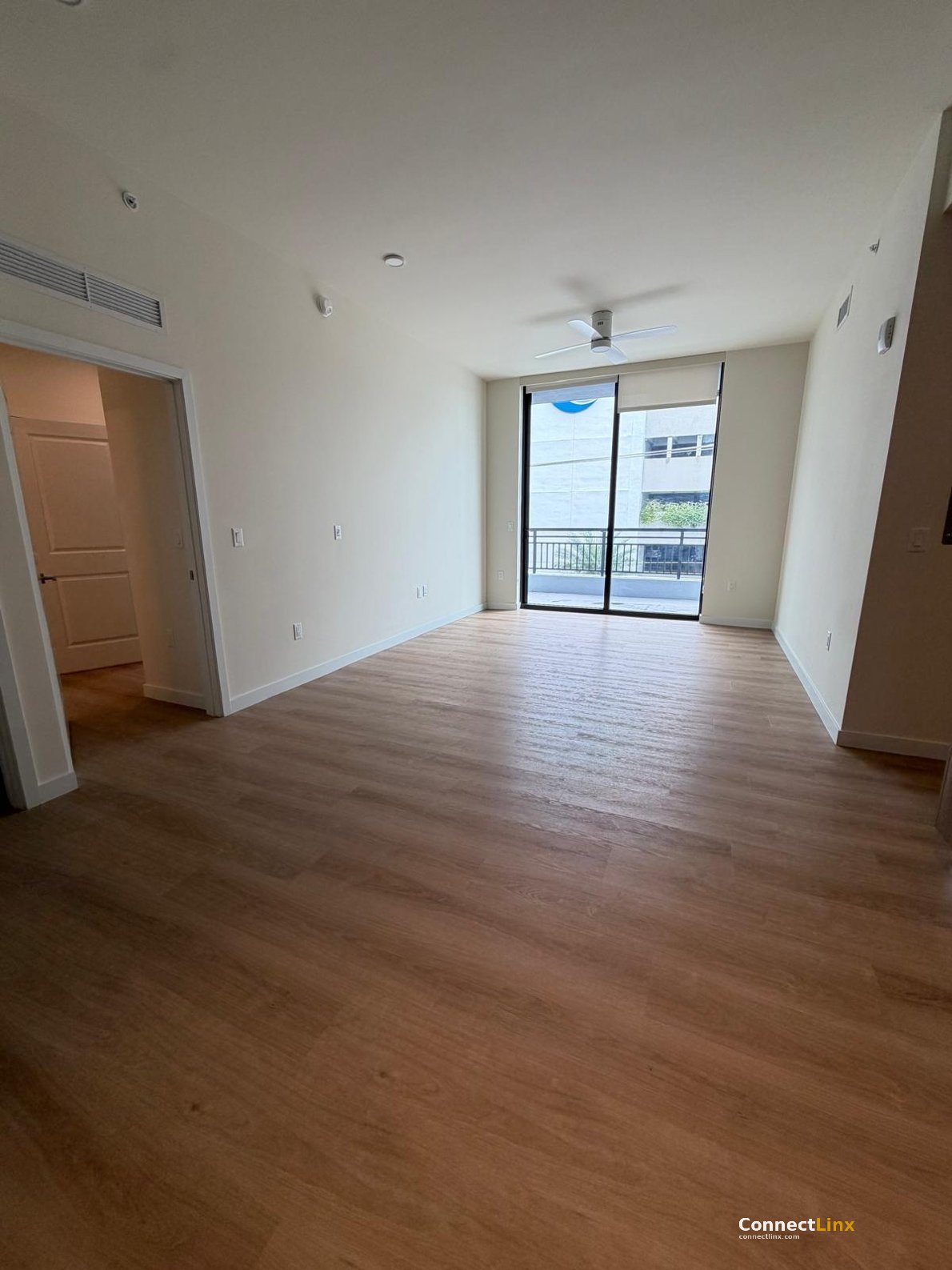 Photo 6 of 2 bed apartment in Miami