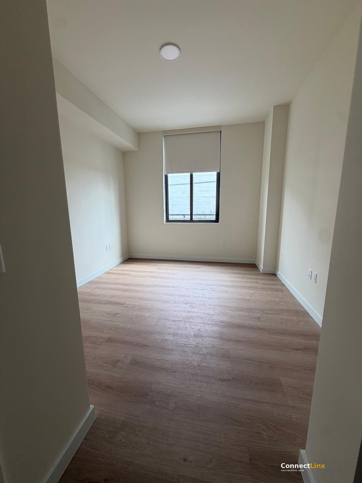 Photo 8 of 2 bed apartment in Miami