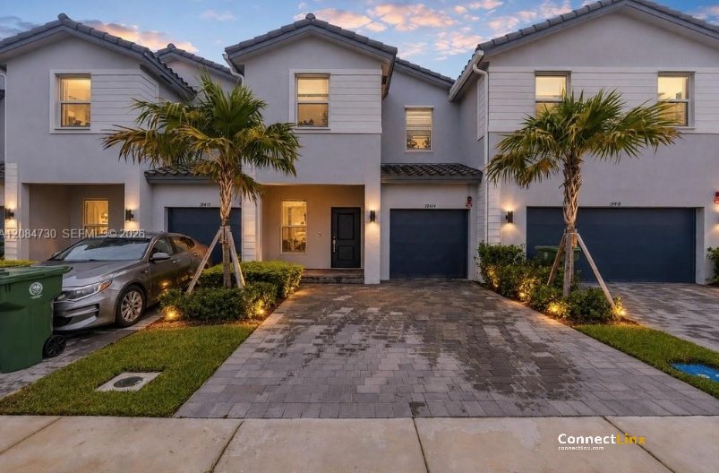 3 bed townhome in Pembroke Pines